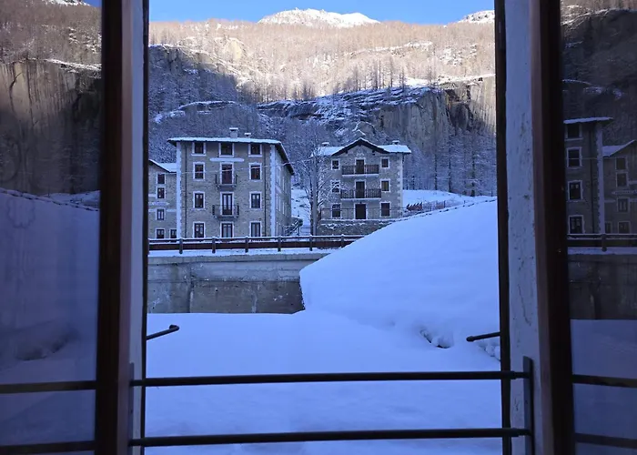 Grand Apartment *