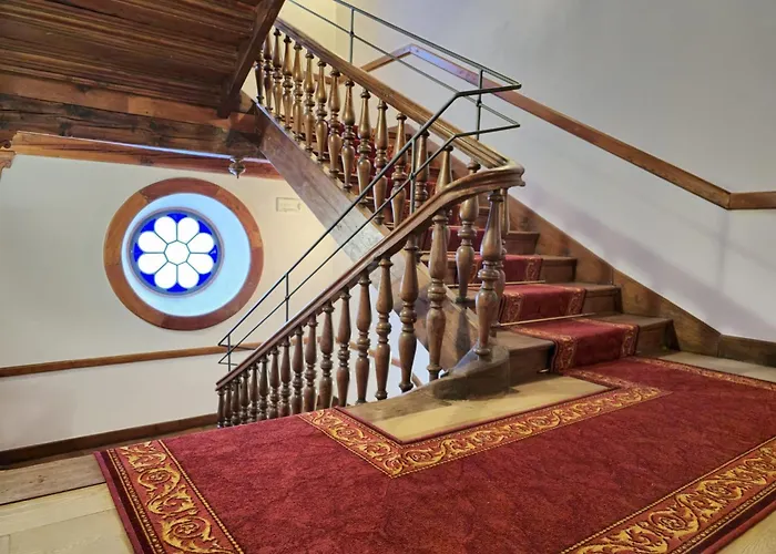 Grand Apartment *
